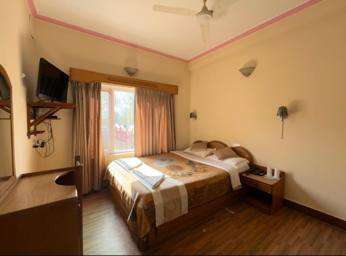 Green Tara Hotel Pokhara Exterior photo